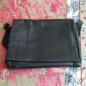 Kenneth Cole Reaction Leather Laptop Bag